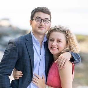 Meet your Posher, Ana